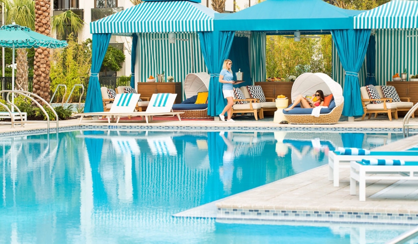 /hotelphotos/thumb-860x501-361188-Hilton Buena Vista Palace Pool Service.jpg